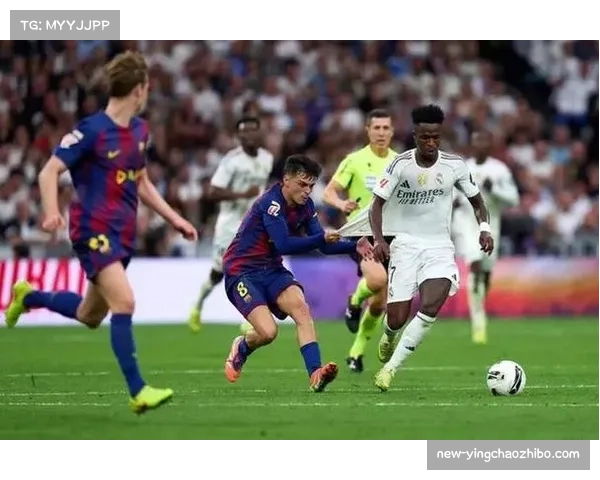 巴萨中场因伤病与黄牌困扰 客场作战阵容深度面临考验 巴萨中场因伤病与黄牌困扰 客场作战阵容深度面临考验